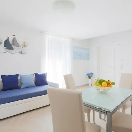 Seaview By The Sea With Terrace Daire *