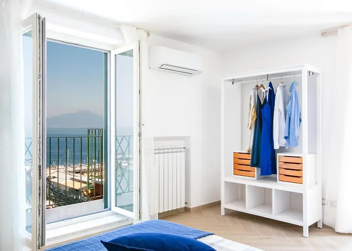 Seaview By The Sea With Terrace סורנטו