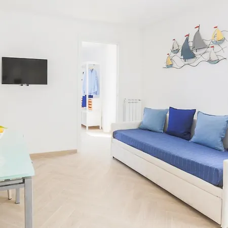 Apartmán Seaview By The Sea With Terrace